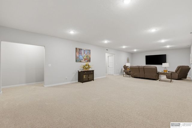 19825 Briar Street, Gretna, NE 68028