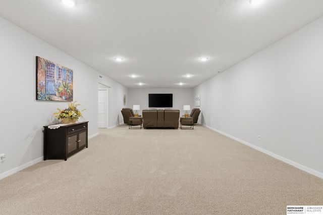 19825 Briar Street, Gretna, NE 68028