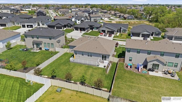 19825 Briar Street, Gretna, NE 68028