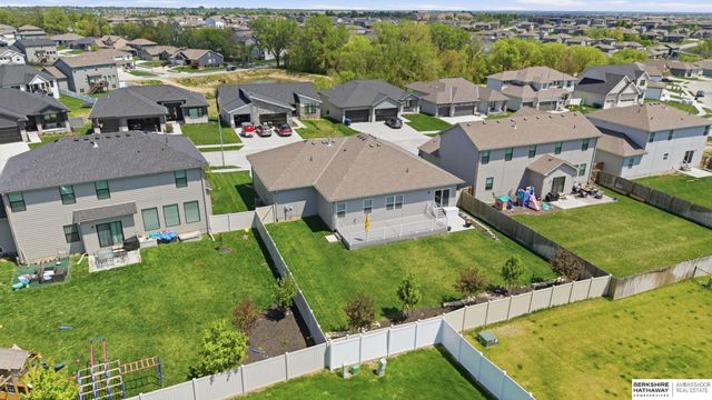 19825 Briar Street, Gretna, NE 68028