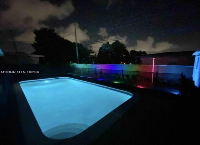 2841 SW 4th Ct, Fort Lauderdale, FL 33312