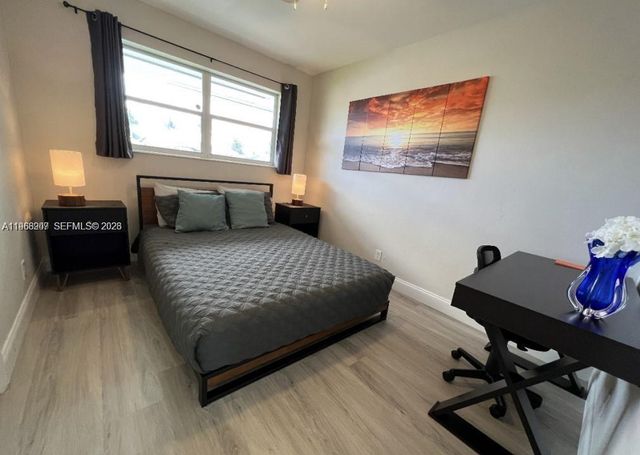 2841 SW 4th Ct, Fort Lauderdale, FL 33312