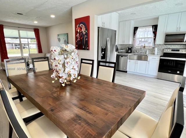 2841 SW 4th Ct, Fort Lauderdale, FL 33312