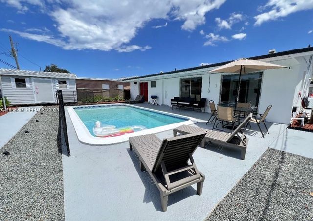 2841 SW 4th Ct, Fort Lauderdale, FL 33312