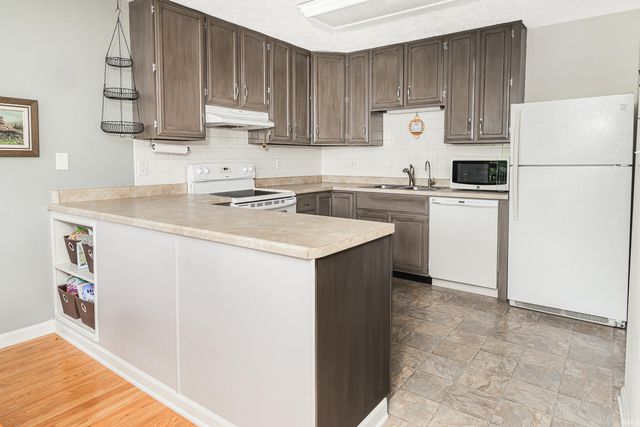 1130 E Carnaby Street, Bloomington, IN 47401