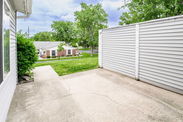 1130 E Carnaby Street, Bloomington, IN 47401