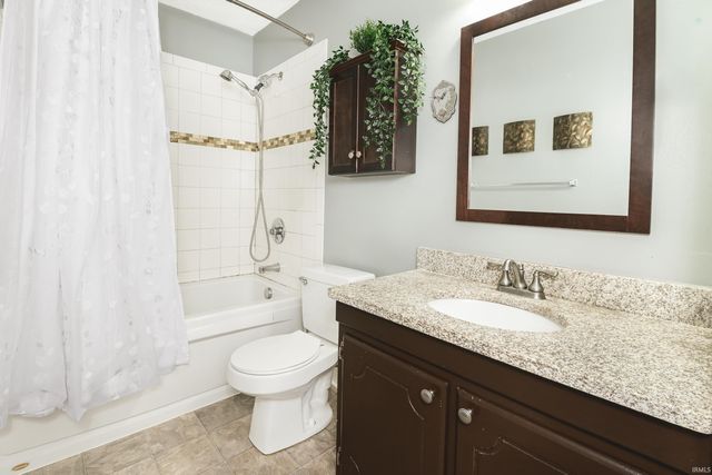 1130 E Carnaby Street, Bloomington, IN 47401