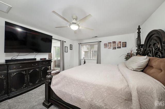 12307 Great Country Drive, Bakersfield, CA 93312