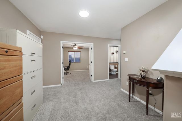 12307 Great Country Drive, Bakersfield, CA 93312