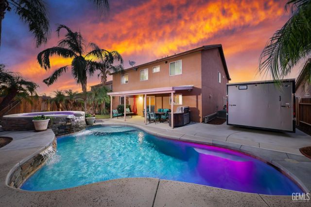 12307 Great Country Drive, Bakersfield, CA 93312
