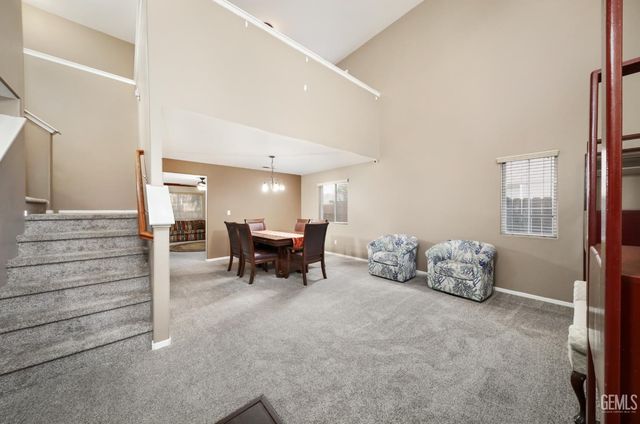 12307 Great Country Drive, Bakersfield, CA 93312