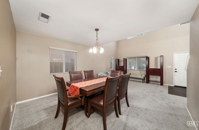 12307 Great Country Drive, Bakersfield, CA 93312