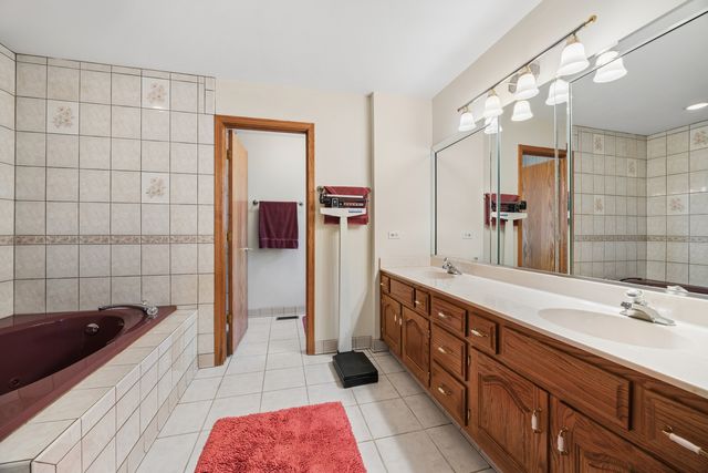 17119 Dooneen Avenue, Tinley Park, IL 60477