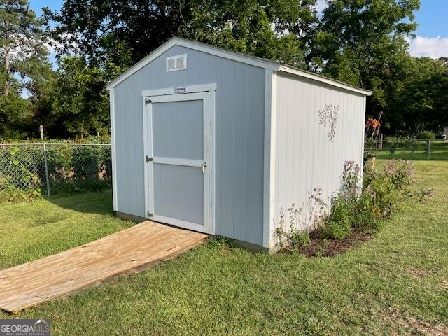 73 Beverly Lane, Thomaston, GA 30286