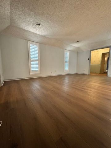 8260 Tudor Lane, Argyle, TX 76226