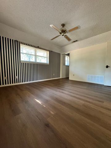 8260 Tudor Lane, Argyle, TX 76226
