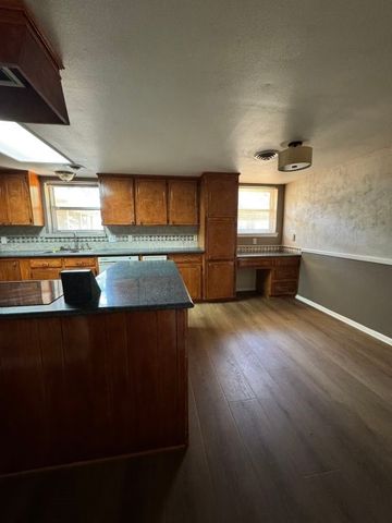 8260 Tudor Lane, Argyle, TX 76226