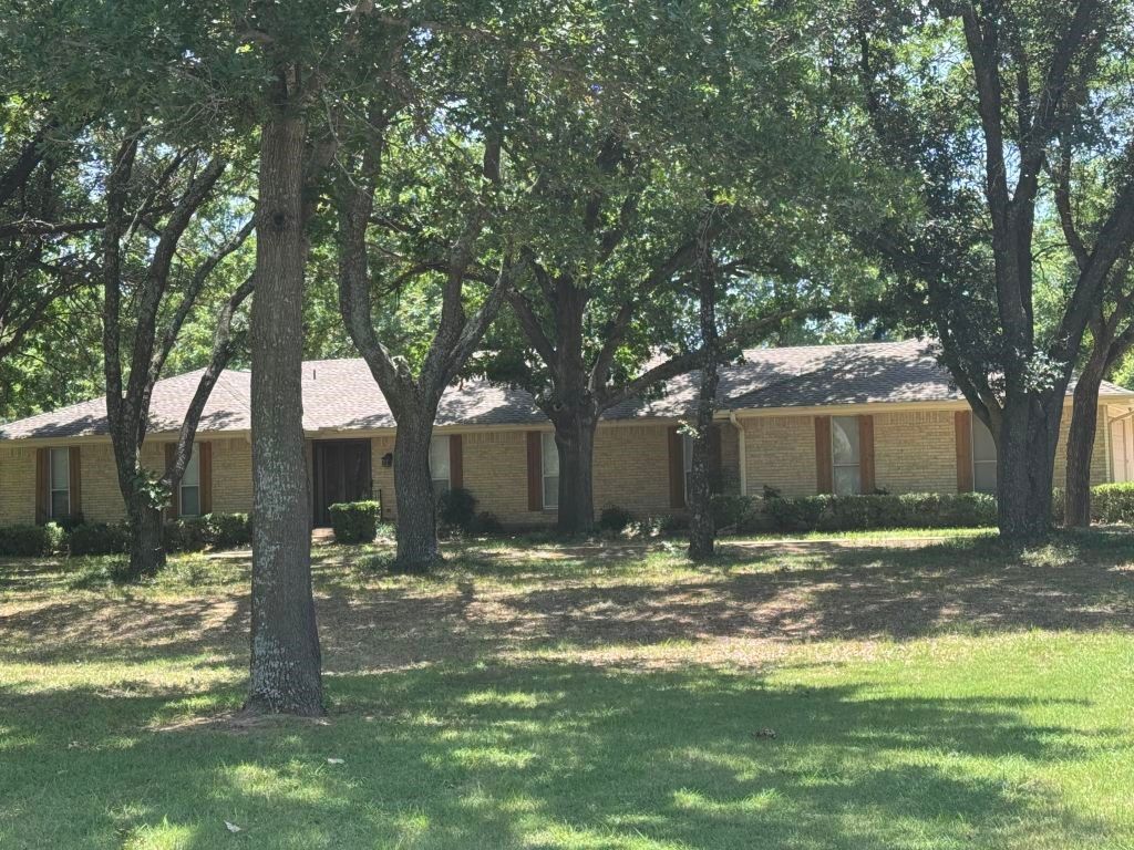 8260 Tudor Lane, Argyle, TX 76226