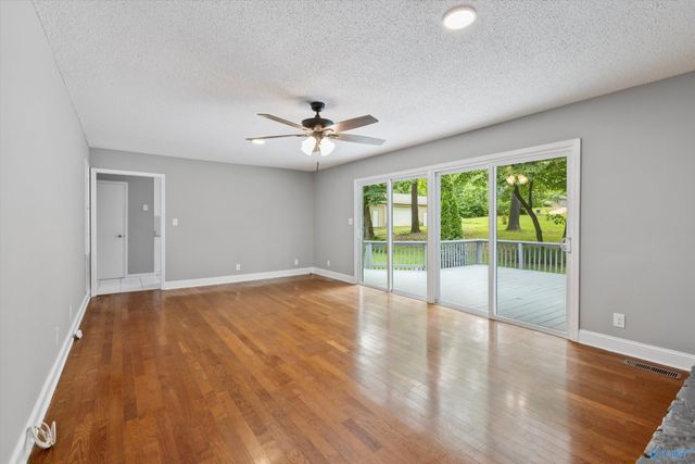 153 Jacque Jim Drive NE, Huntsville, AL 35810