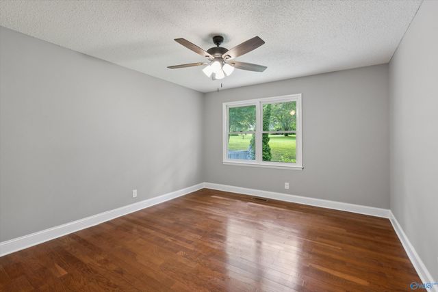 153 Jacque Jim Drive NE, Huntsville, AL 35810