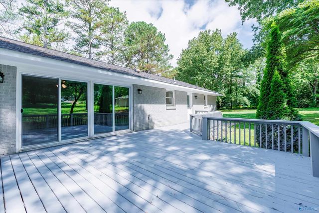 153 Jacque Jim Drive NE, Huntsville, AL 35810