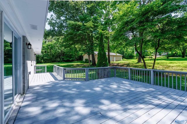 153 Jacque Jim Drive NE, Huntsville, AL 35810
