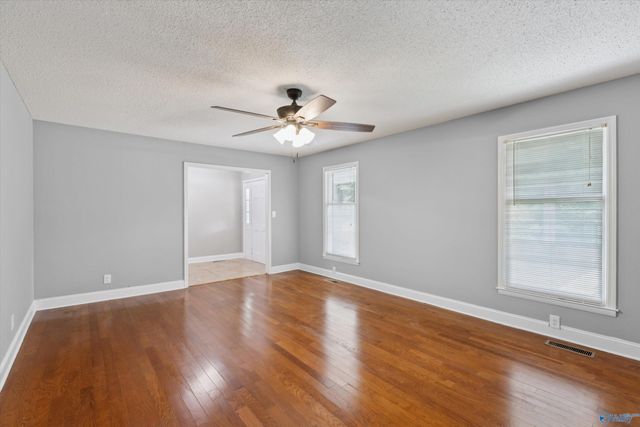 153 Jacque Jim Drive NE, Huntsville, AL 35810