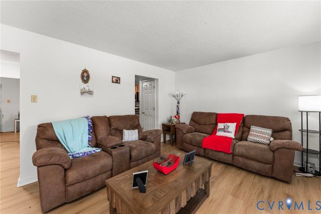 10109 Robin Lee Ln, Henrico, VA 23060