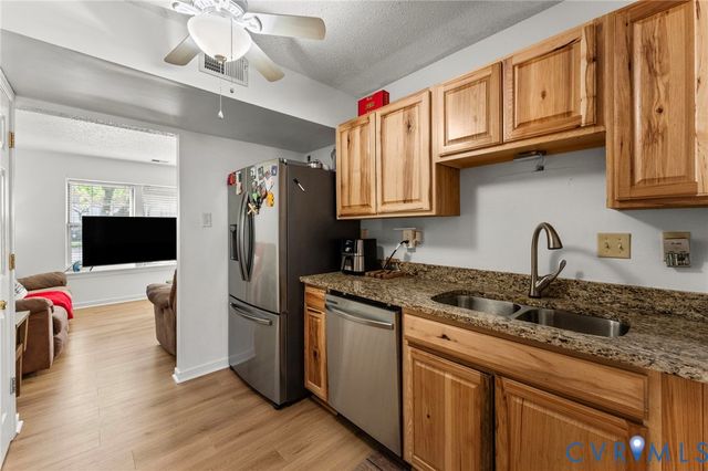 10109 Robin Lee Ln, Henrico, VA 23060
