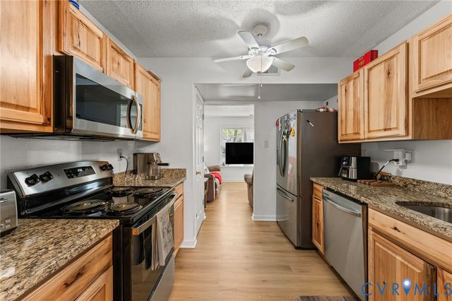 10109 Robin Lee Ln, Henrico, VA 23060