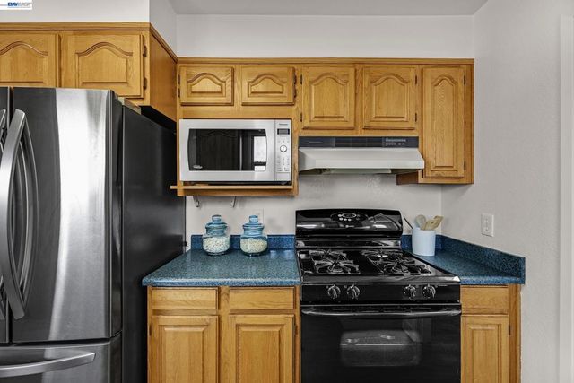 1987 San Rafael St, San Leandro, CA 94577