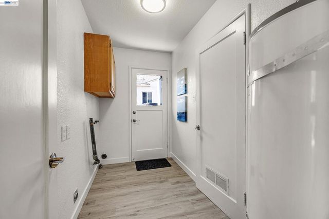 1987 San Rafael St, San Leandro, CA 94577