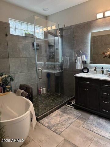 3341 E LEXINGTON Court, Gilbert, AZ 85234