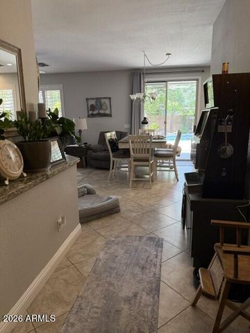 3341 E LEXINGTON Court, Gilbert, AZ 85234