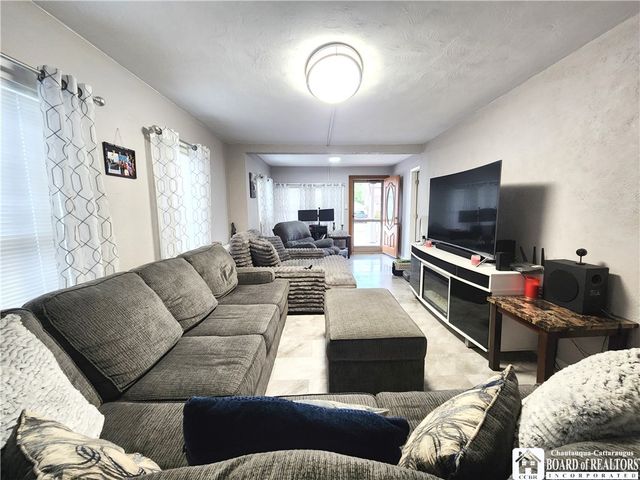 267 King Street, Dunkirk, NY 14048