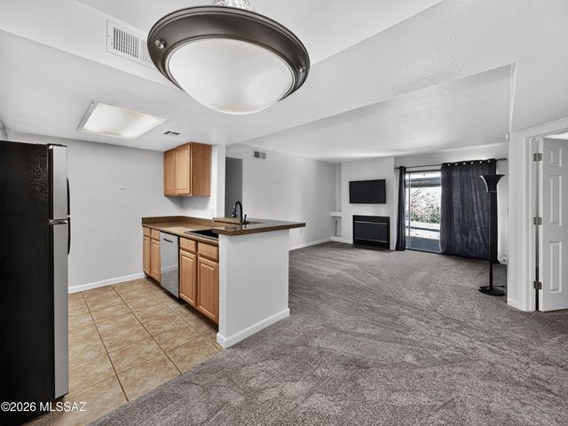 101 S Players Club Dr Apt 25102, Tucson, AZ 85745