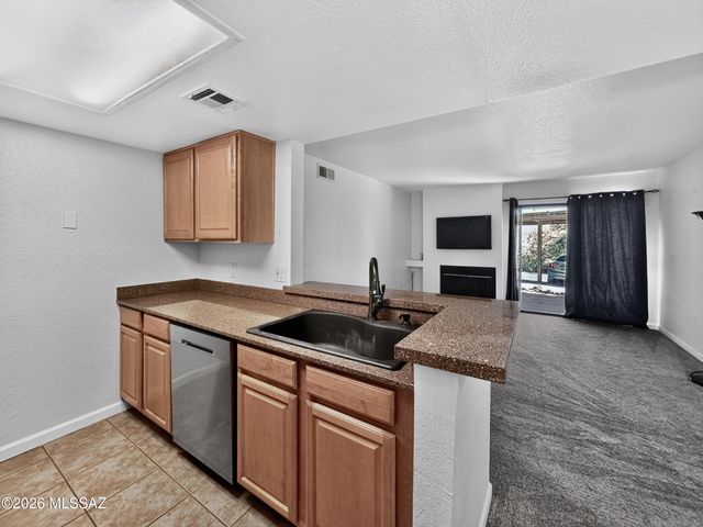 101 S Players Club Dr Apt 25102, Tucson, AZ 85745