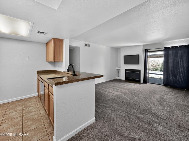 101 S Players Club Dr Apt 25102, Tucson, AZ 85745