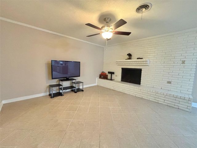 1733 Us Highway 190 E, Woodville, TX 75979