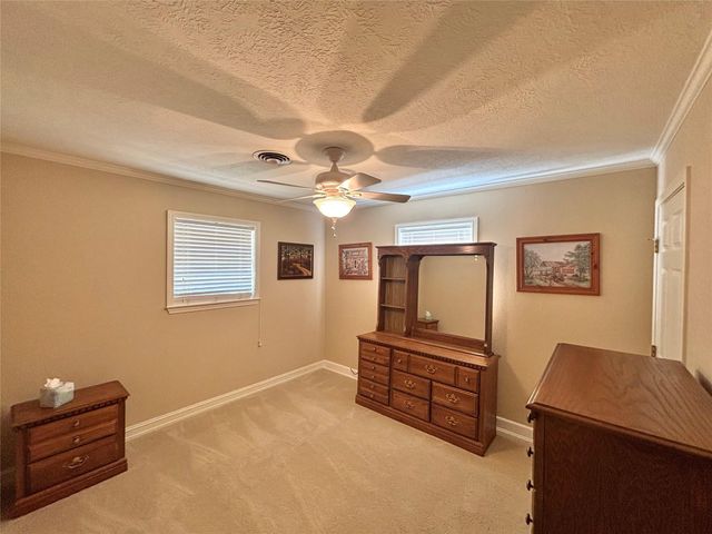 1733 Us Highway 190 E, Woodville, TX 75979