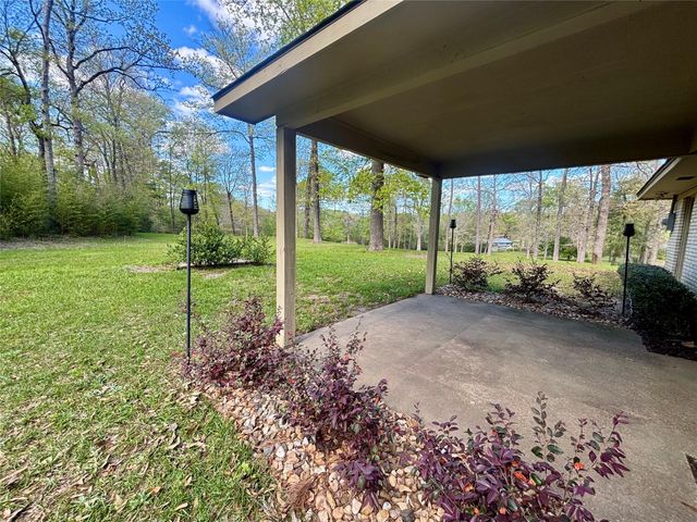 1733 Us Highway 190 E, Woodville, TX 75979