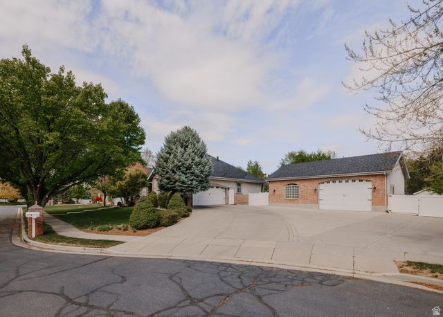 4848 W SAMPSON CT, Highland, UT 84003