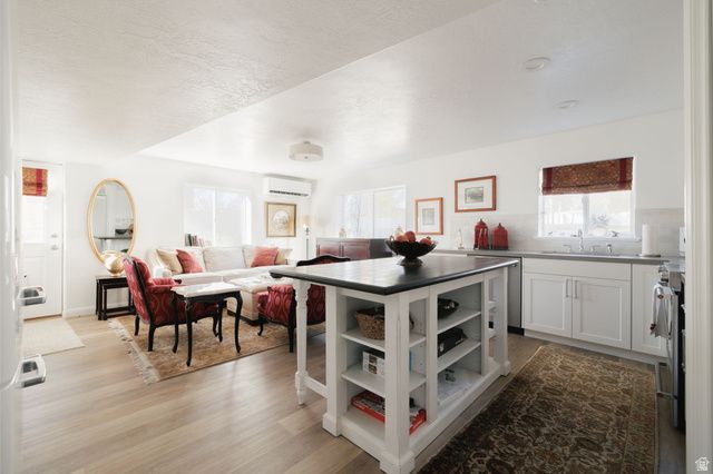 4848 W SAMPSON CT, Highland, UT 84003