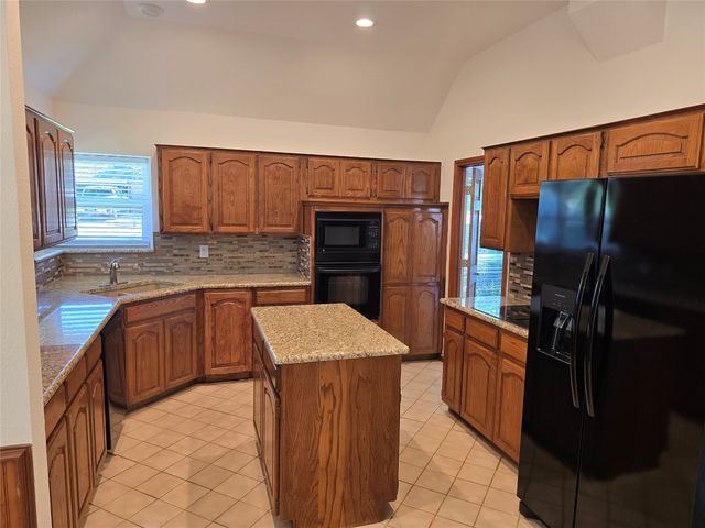 2954 Woodland Hills Drive, Grapevine, TX 76051