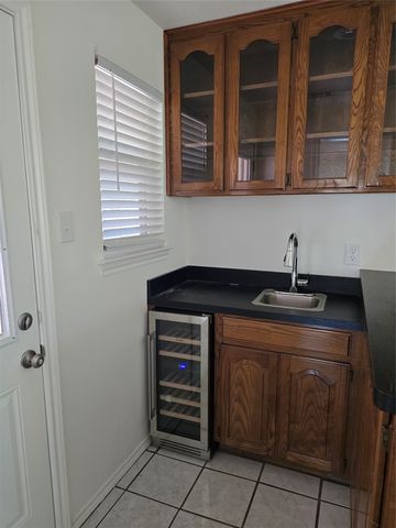 2954 Woodland Hills Drive, Grapevine, TX 76051