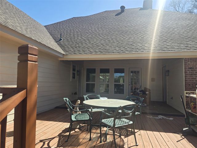 2954 Woodland Hills Drive, Grapevine, TX 76051