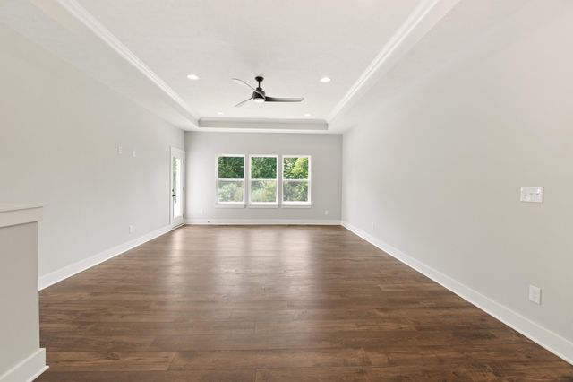 134 Ashley Court, Brooklyn, MI 49230