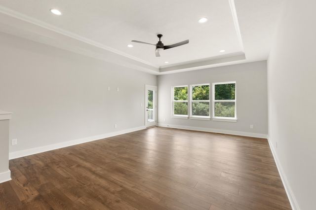 134 Ashley Court, Brooklyn, MI 49230