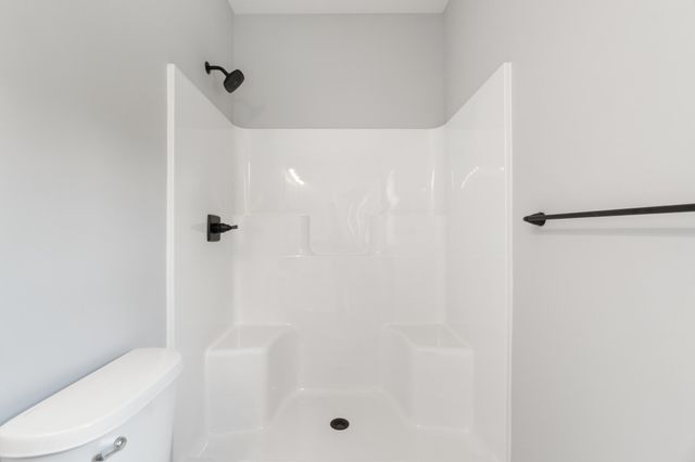 134 Ashley Court, Brooklyn, MI 49230