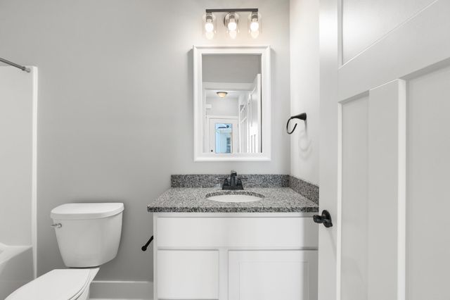 134 Ashley Court, Brooklyn, MI 49230